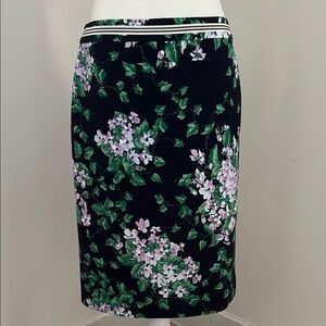 Talbots Navy Blue and Purple Floral Pencil Skirt sz 6